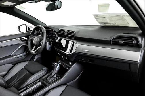 2025 Audi Q3 S line Premium 45 TFSI quattro