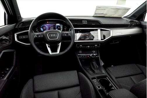 2025 Audi Q3 S line Premium 45 TFSI quattro