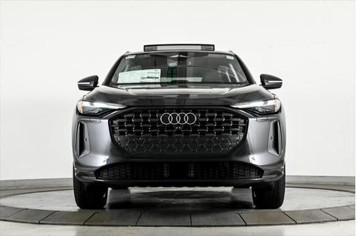 2025 Audi Q5 Premium 2.0 TFSI quattro