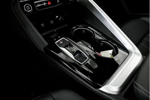 2025 Audi Q5 Premium 2.0 TFSI quattro
