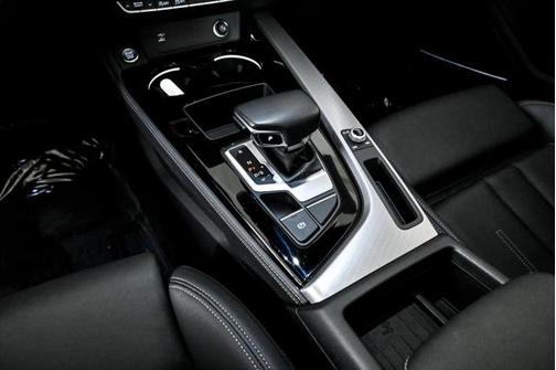 2023 Audi A4 45 S line Premium Plus