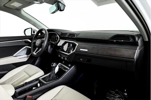 2025 Audi Q3 45 S line Premium Plus