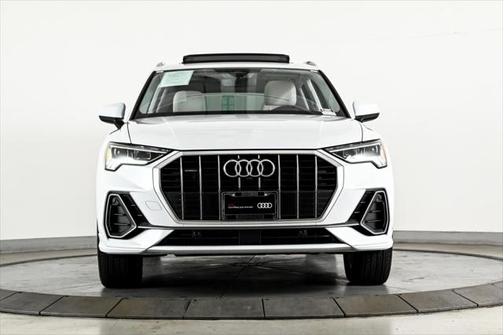 2025 Audi Q3 45 S line Premium Plus
