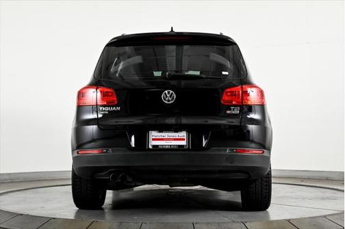 2018 Volkswagen Tiguan Limited 2.0T 4MOTION