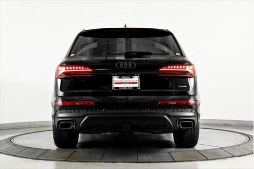 2025 Audi Q7 55 Premium Plus