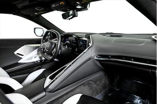 2020 Chevrolet Corvette Stingray w/2LT