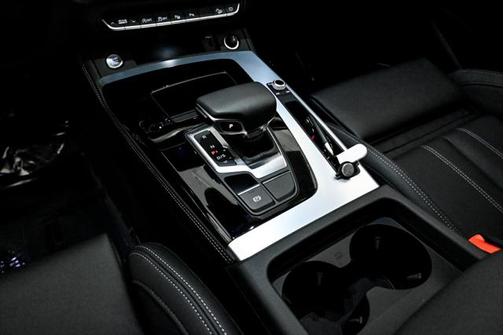 2025 Audi Q5 45 S line Prestige