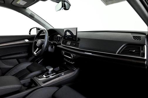 2025 Audi Q5 45 S line Premium Plus