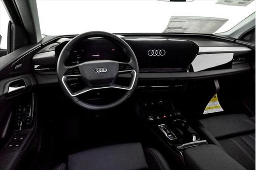 2025 Audi Q6 e-tron Premium Plus quattro