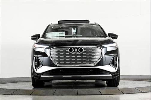 2025 Audi Q4 e-tron Premium Plus 55 quattro
