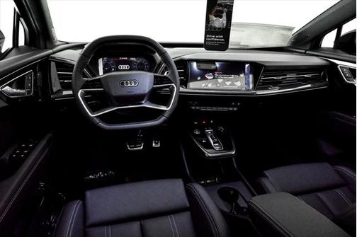 2025 Audi Q4 e-tron Premium Plus 55 quattro
