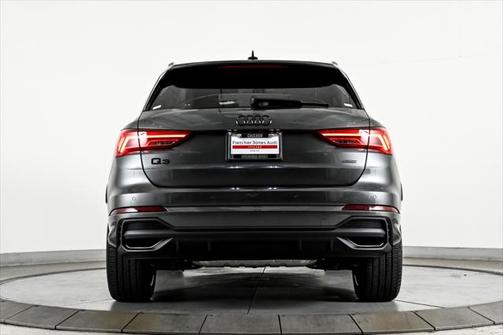 2025 Audi Q3 45 S line Premium Plus