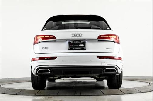 2025 Audi Q5 45 S line Premium Plus
