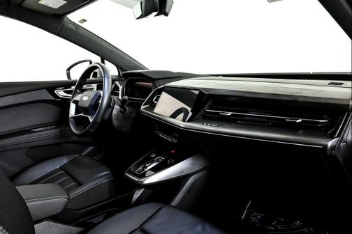 2023 Audi Q4 e-tron CERTIFIED Prestige/ 20s