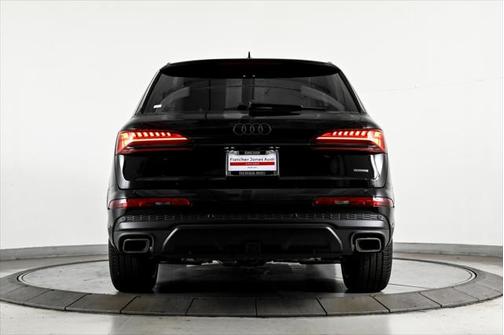 2025 Audi Q7 55 Premium Plus