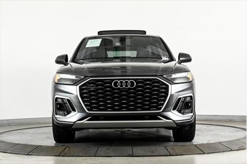 2022 Audi Q5 45 S line Premium Plus