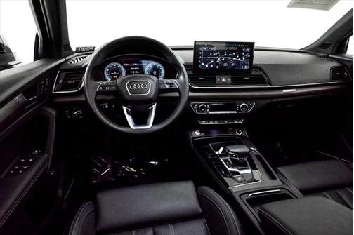 2022 Audi Q5 45 S line Premium Plus