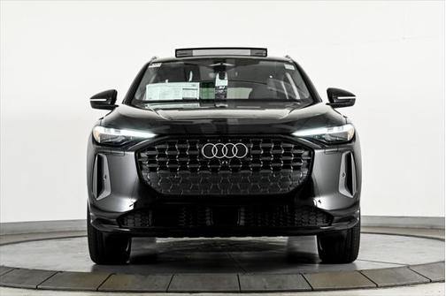 2025 Audi Q5 Premium Plus 2.0 TFSI quattro