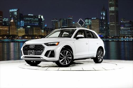 2022 Audi Q5 45 S line Premium Plus