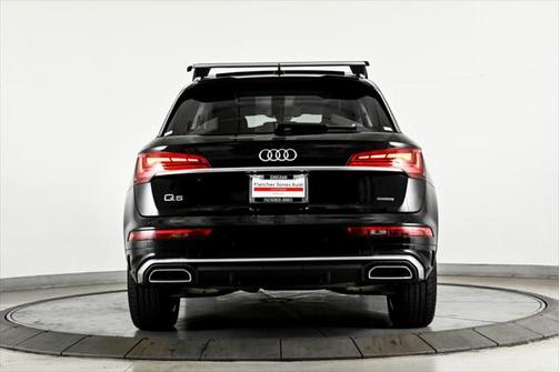 2022 Audi Q5 45 S line Premium Plus