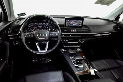 2020 Audi Q5 45 Premium Plus