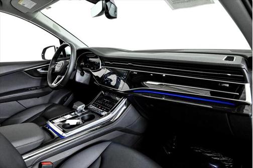 2023 Audi Q7 55 Prestige