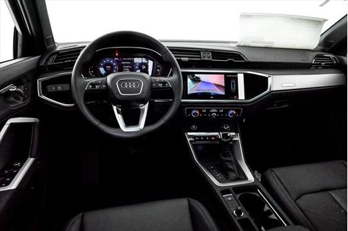 2025 Audi Q3 S line Premium 45 TFSI quattro