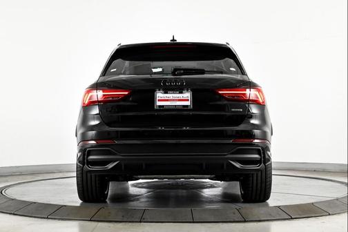 2025 Audi Q3 45 S line Premium Plus