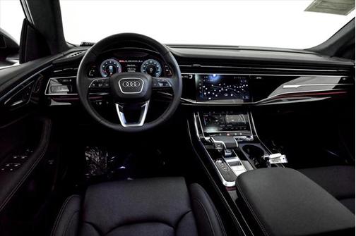 2025 Audi Q8 55 Prestige
