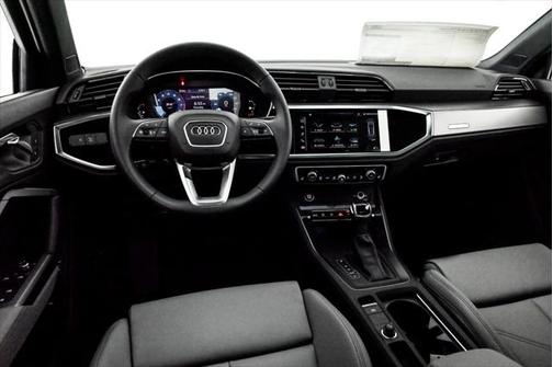 2025 Audi Q3 S line Premium 45 TFSI quattro