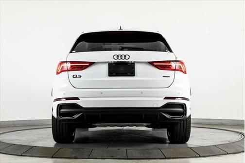 2025 Audi Q3 45 S line Premium Plus