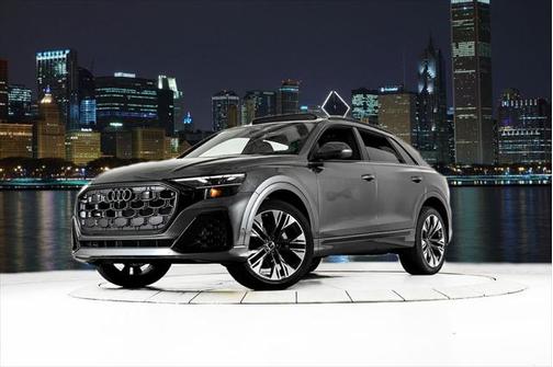 2025 Audi Q8 55 Premium Plus