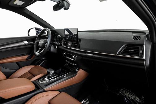 2025 Audi Q5 45 S line Prestige