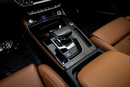 2025 Audi Q5 45 S line Prestige
