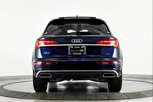 2025 Audi Q5 45 S line Prestige