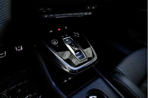 2025 Audi Q4 e-tron Premium Plus 55 quattro