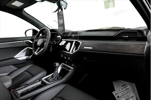 2025 Audi Q3 S line Premium 45 TFSI quattro