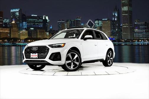 2022 Audi Q5 45 S line Premium Plus