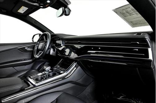 2022 Audi Q8 55 Premium Plus