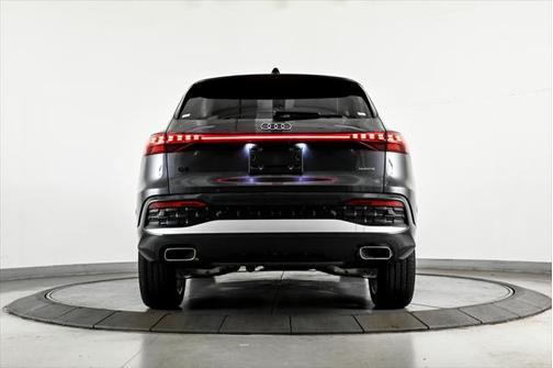 2025 Audi Q5 Premium Plus 2.0 TFSI quattro