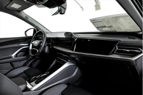 2025 Audi Q5 Premium Plus 2.0 TFSI quattro