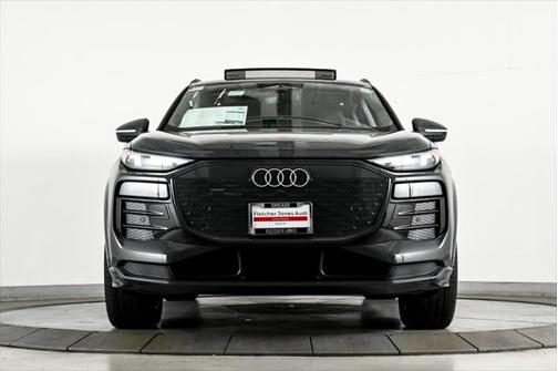 2025 Audi Q6 e-tron Premium Plus quattro