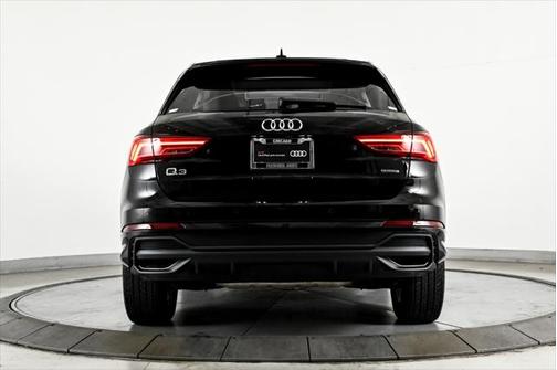 2025 Audi Q3 45 S line Premium Plus