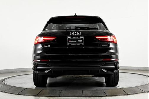 2025 Audi Q3 45 S line Premium Plus