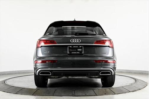 2023 Audi Q5 45 S line Premium Plus