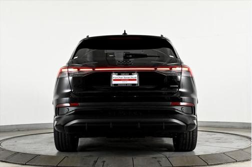 2025 Audi Q4 e-tron Premium Plus 55 quattro