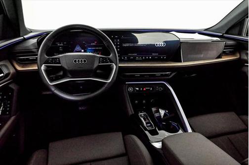2025 Audi Q5 Prestige 2.0 TFSI quattro
