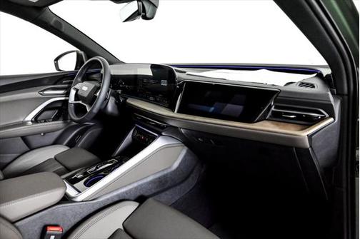 2025 Audi Q5 Prestige 2.0 TFSI quattro