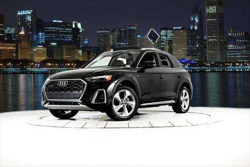 2022 Audi Q5 45 S line Premium Plus