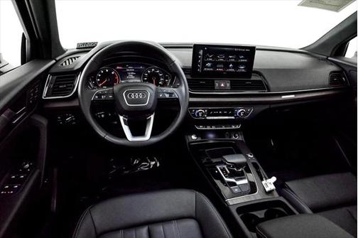 2023 Audi Q5 45 S line Premium